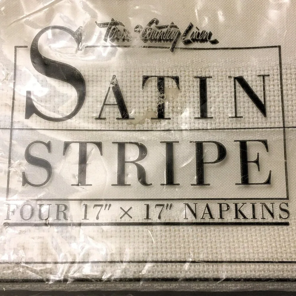 TOWN & COUNTRY LINEN Dinner Napkins NEW!